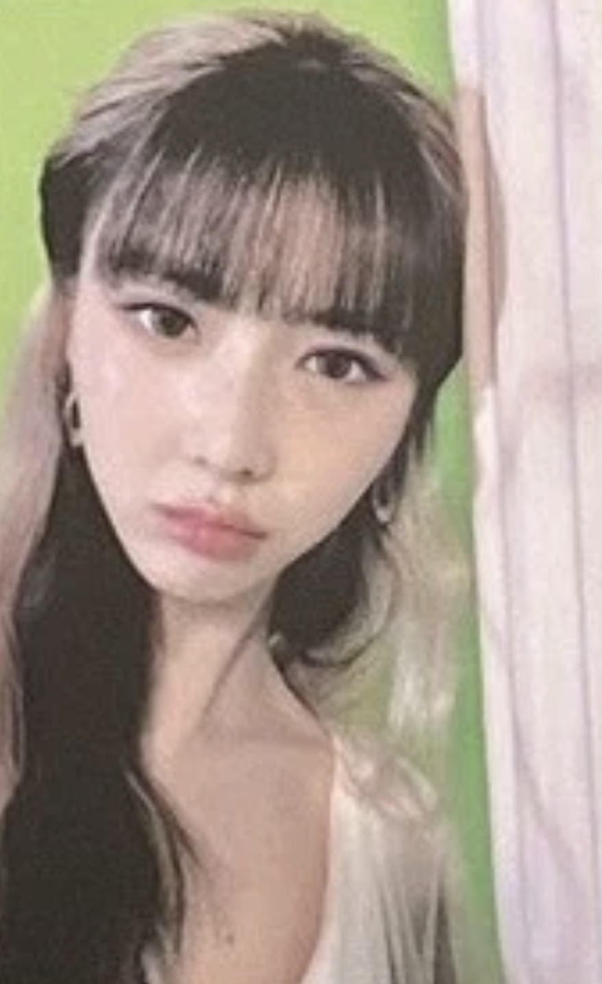 Yoohyeon Dreamcatcher photocard from Benefit