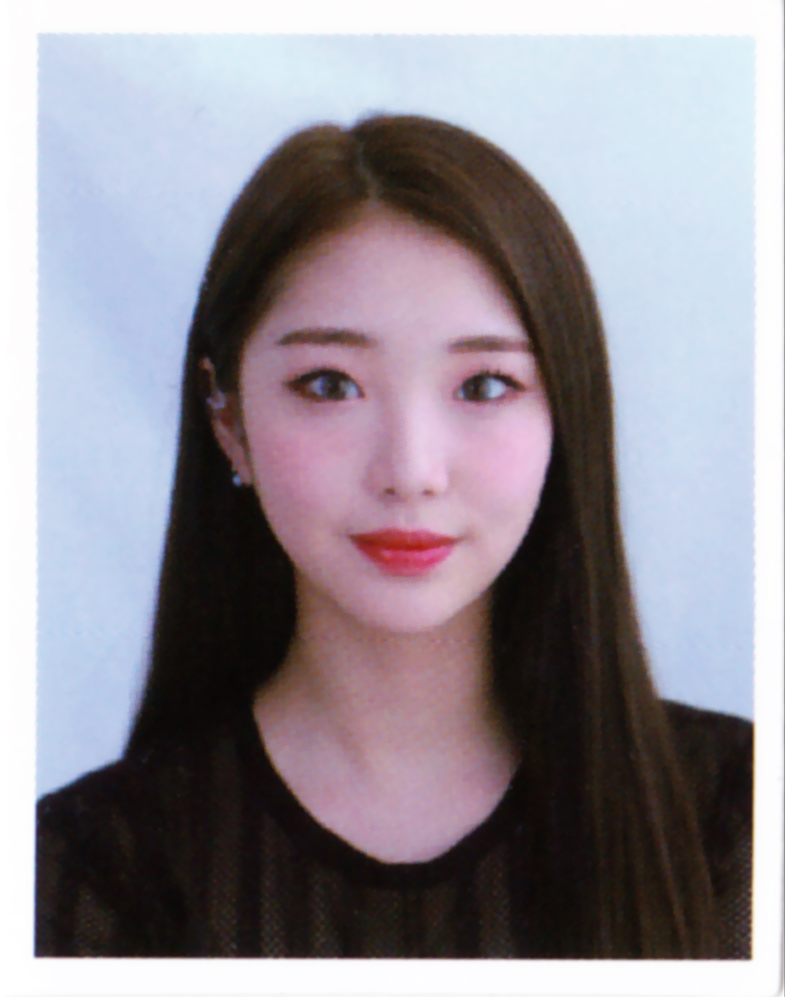 Yeojin LOONA photocard from ID Photo Set