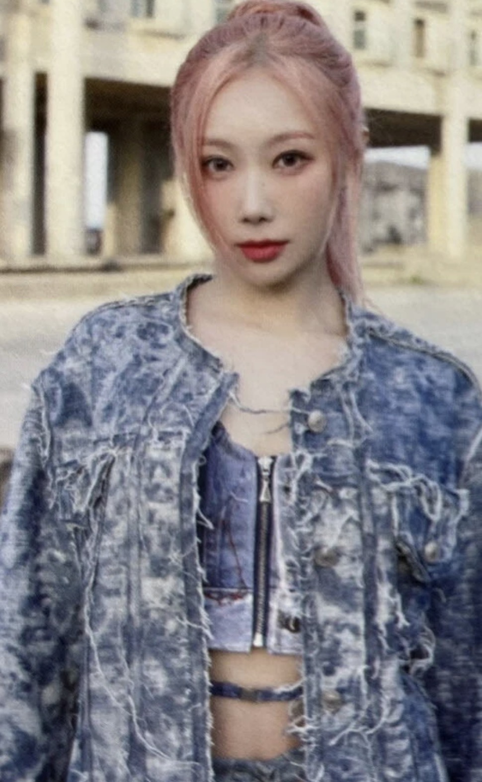 Handong Dreamcatcher photocard from Mini Card - QR Type