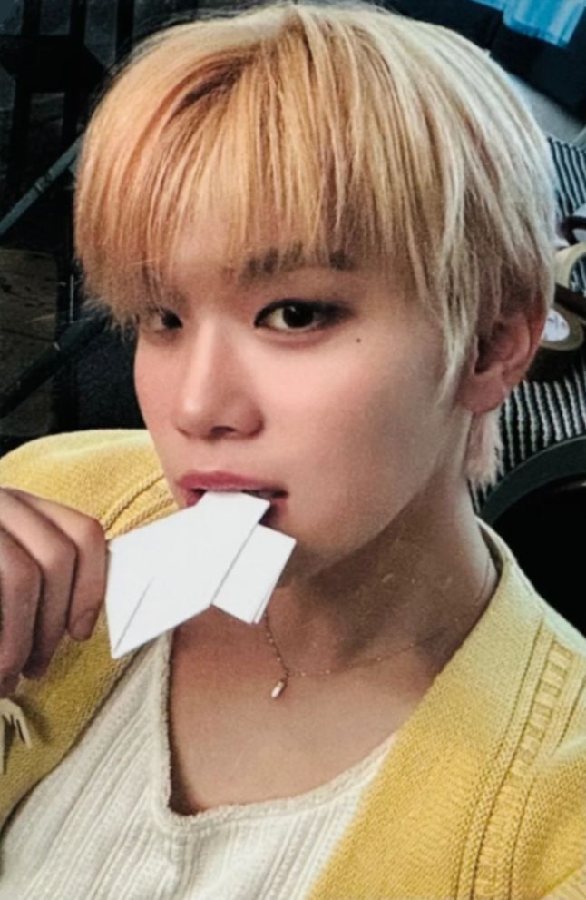 Music Art 2.0 Photobook Ver. - LD