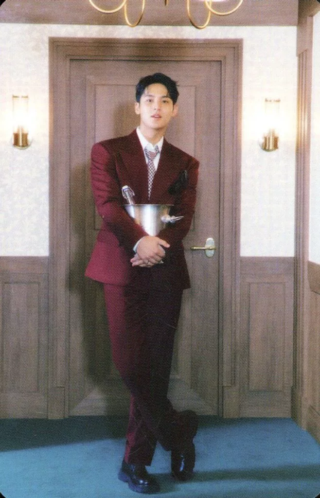 Mingyu SEVENTEEN photocard from Booklet (Random Member set)