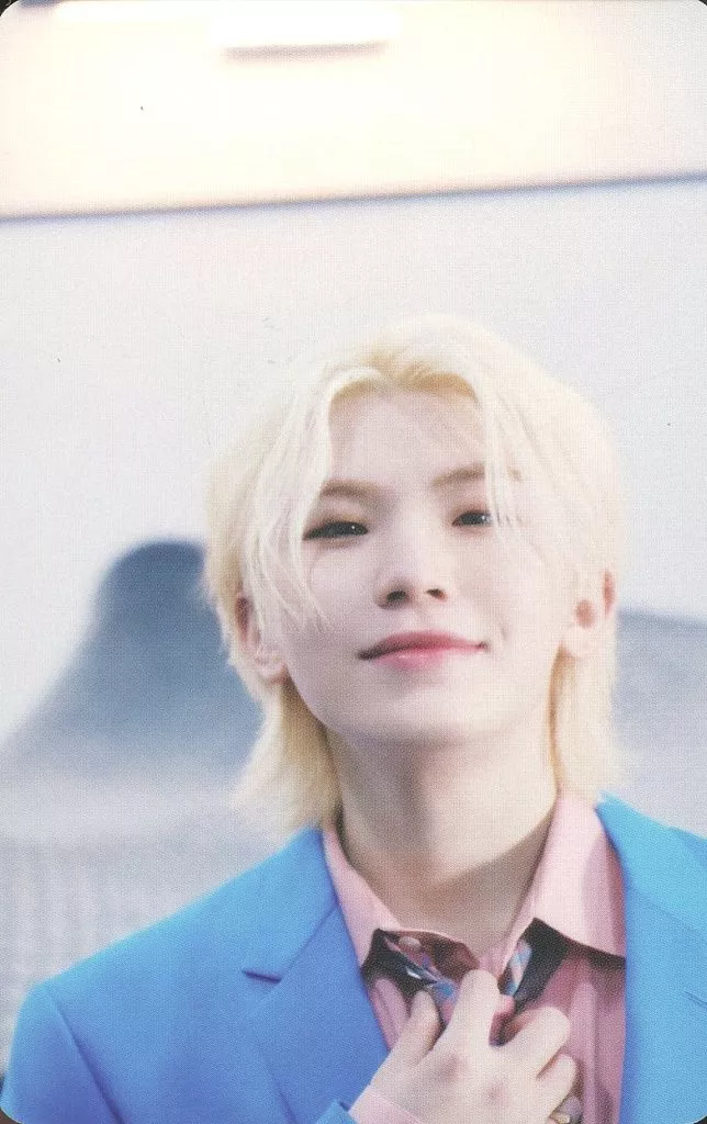 Woozi SEVENTEEN photocard - SPILL THE FEELS Booklet (Random Member set)