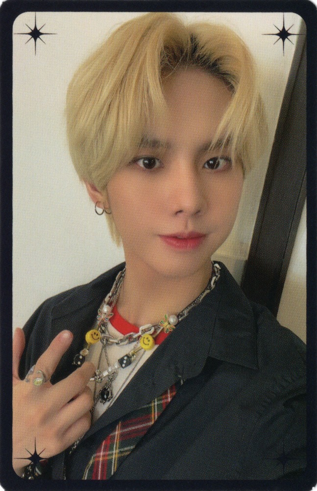 WIN MCND photocard from Photo Card