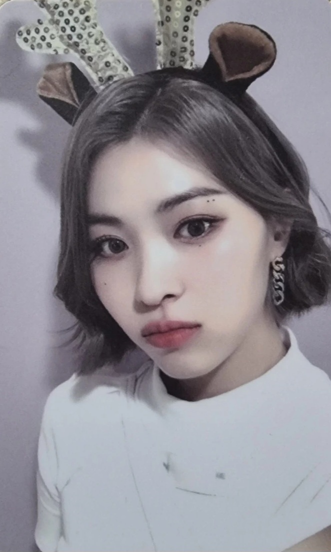 Ryujin ITZY photocard from Lucky Draw