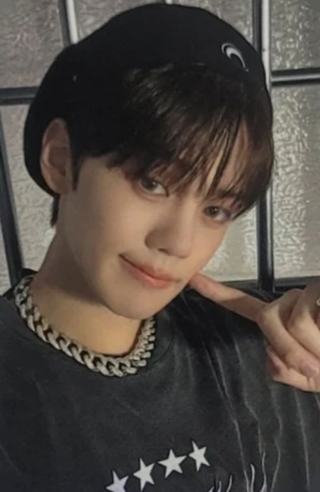 Mwave 1.0 Giveaway Event