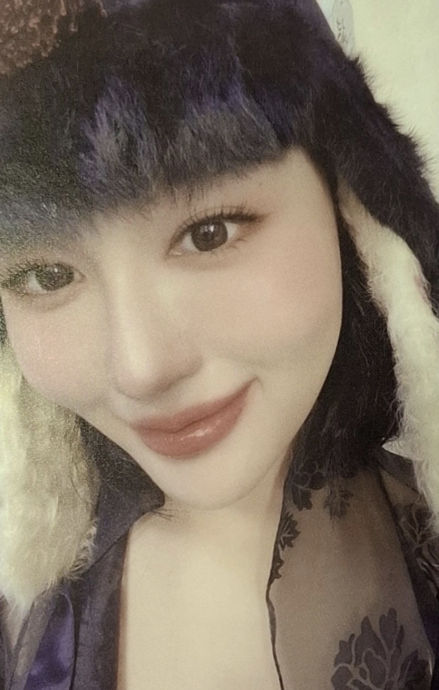 Siyeon Dreamcatcher photocard from Preorder Benefit