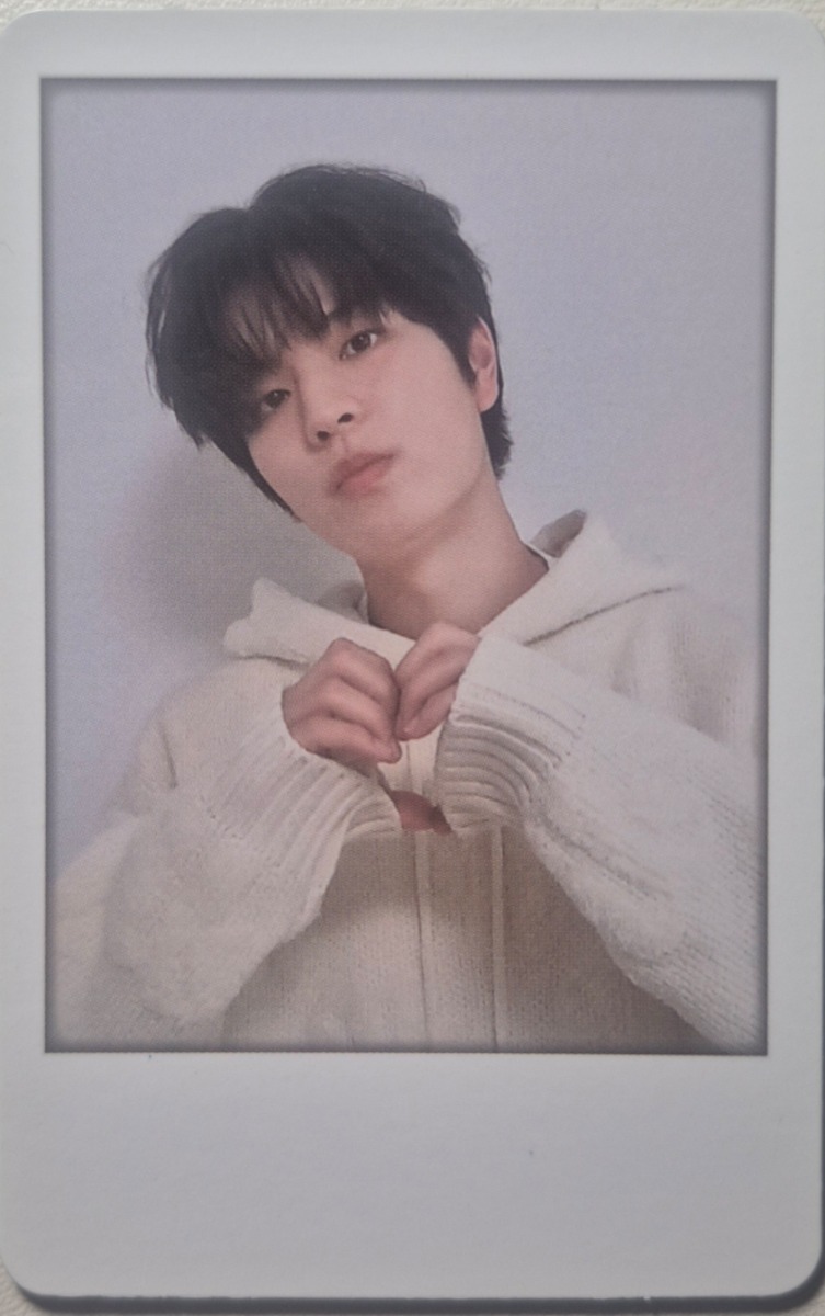2024 Season's Greetings - Perfect Day with SKZ Soundwave - Preorder