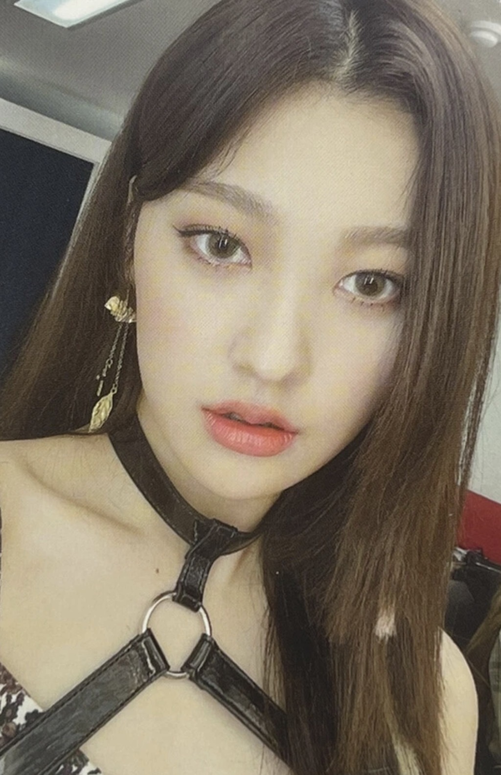 Choerry LOONA photocard from Photocard
