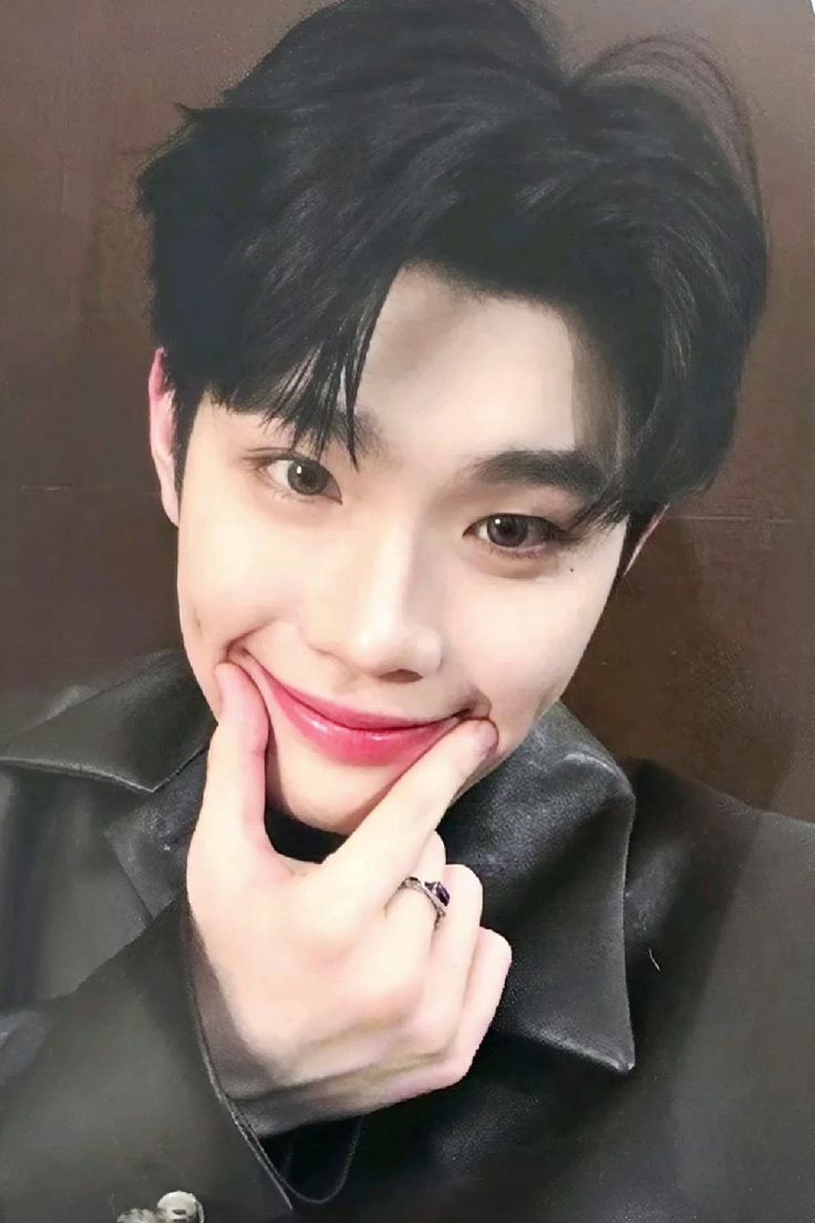 Taerae ZEROBASEONE photocard from Preorder
