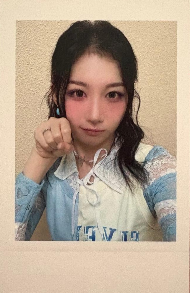 Kaede tripleS photocard - Beyond Beauty (msnz) Pre-Order