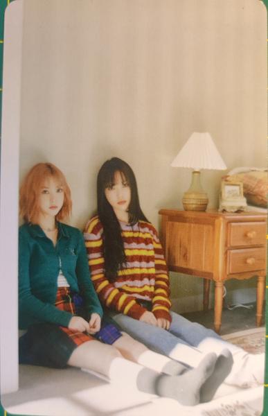 Photocard Set (Pre-Order Only)