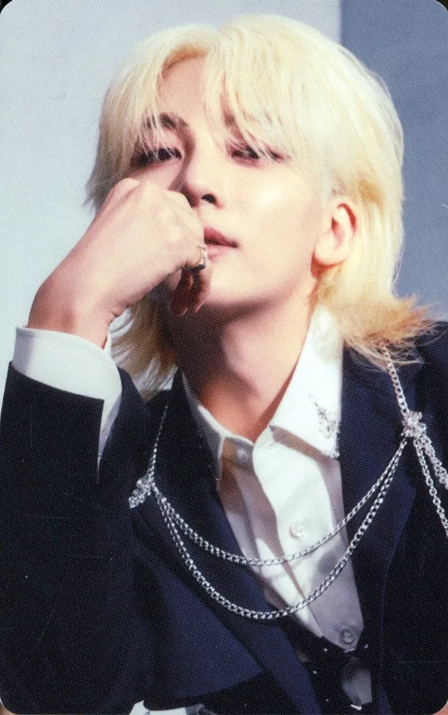 Jeonghan SEVENTEEN photocard from Benefit