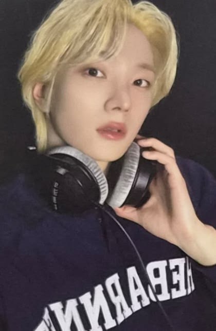 Sungho BOYNEXTDOOR photocard from Pre-Order