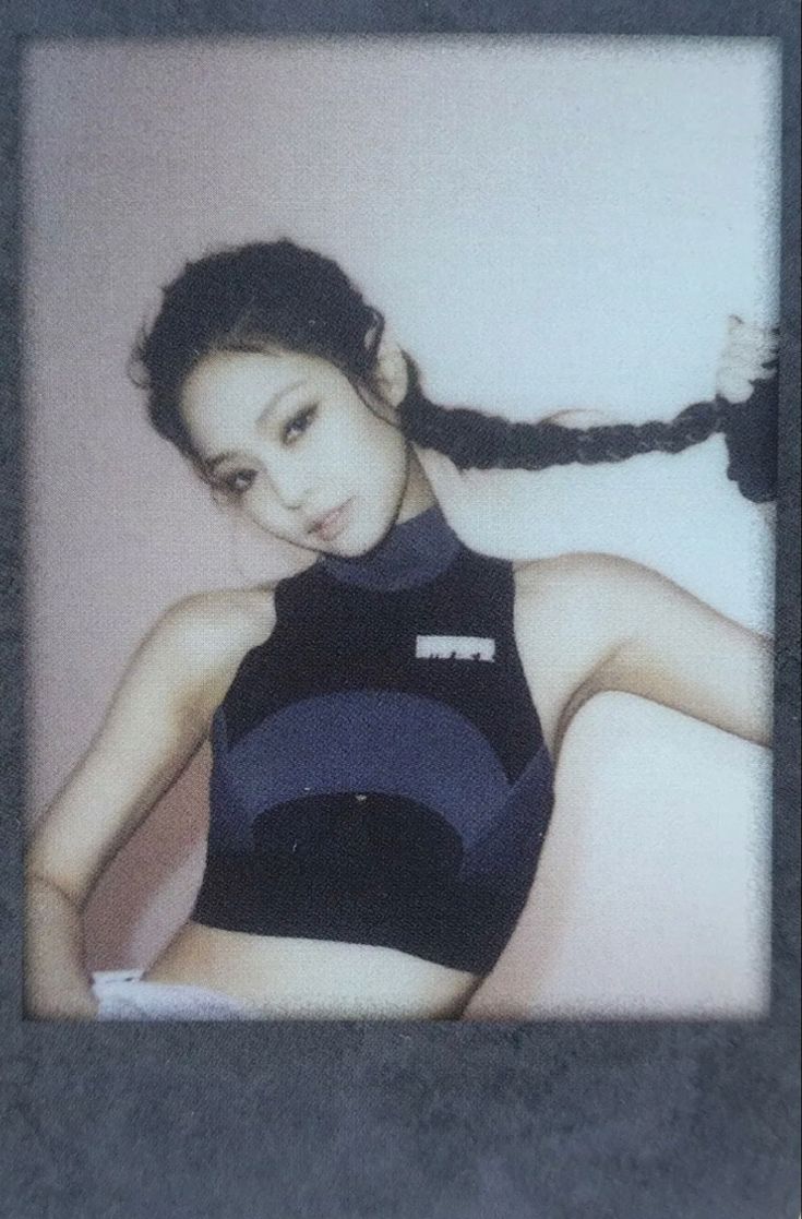 Jennie BLACKPINK photocard from Polaroid Photocard