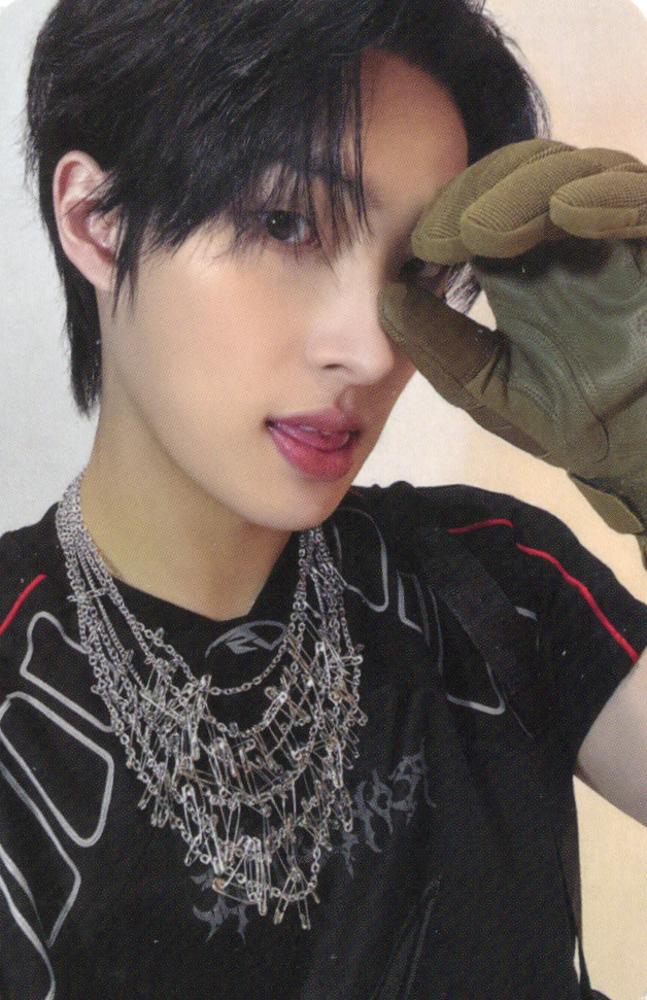 ANITEEZ in TREASURE Sticon