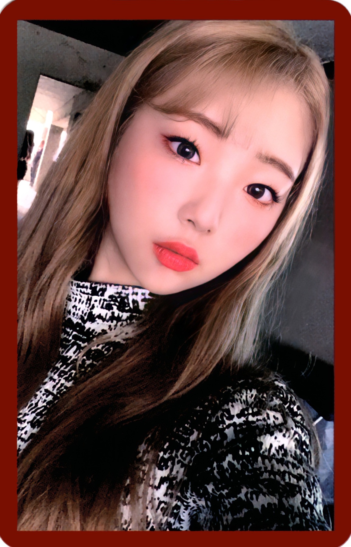 Yeojin LOONA photocard from Preorder