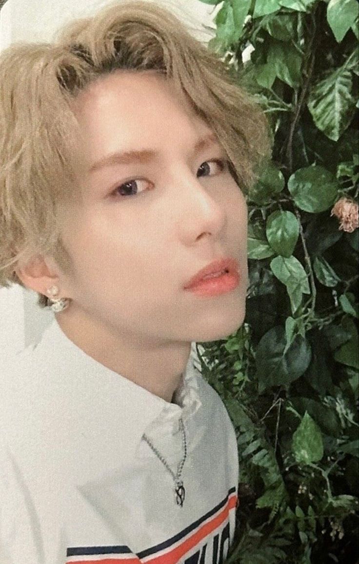 WOW A.C.E photocard from Photocard
