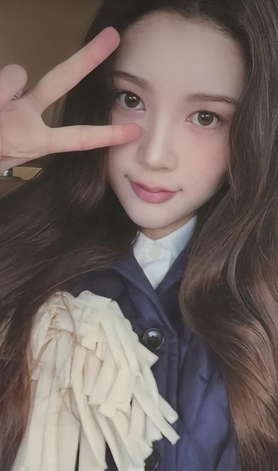 Ana Hearts2Hearts photocard from Preorder