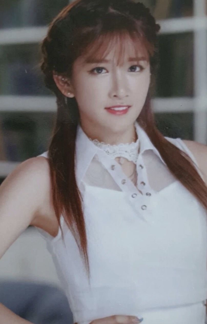 EXY Cosmic Girls photocard from Photocard