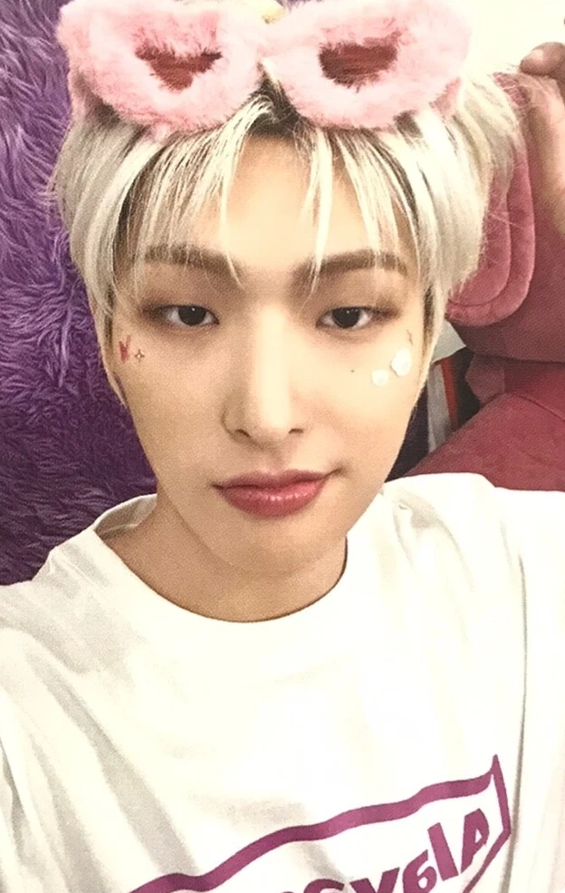 Mingi ATEEZ photocard from Benefit