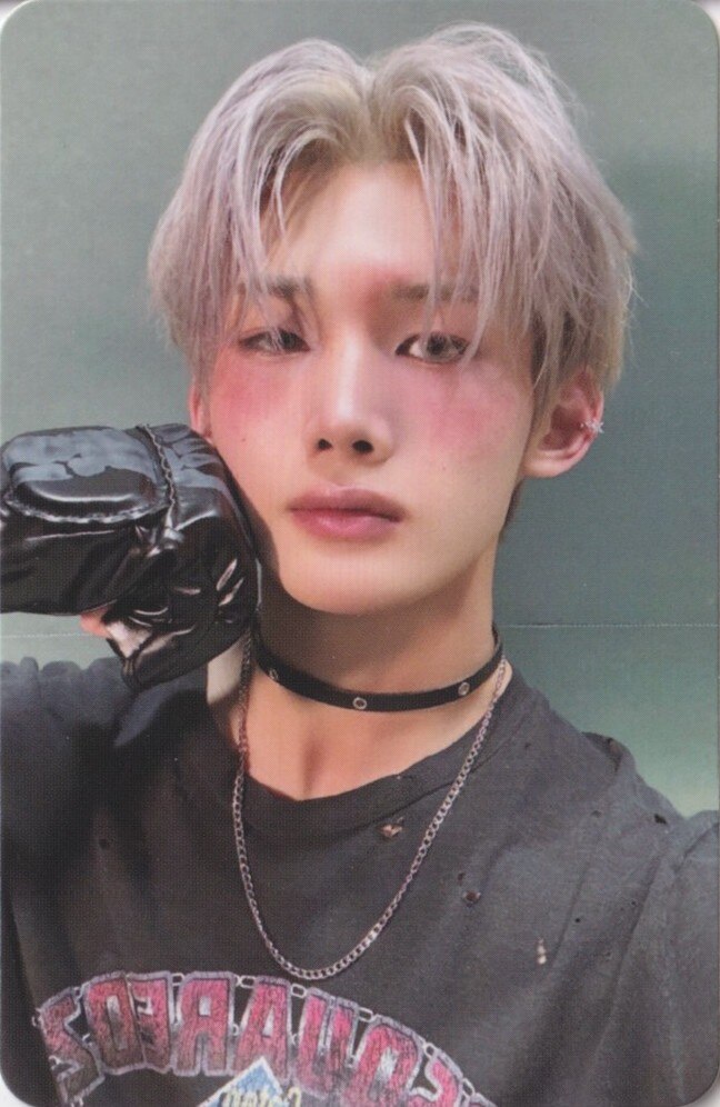 Jo &TEAM photocard from Photocard B