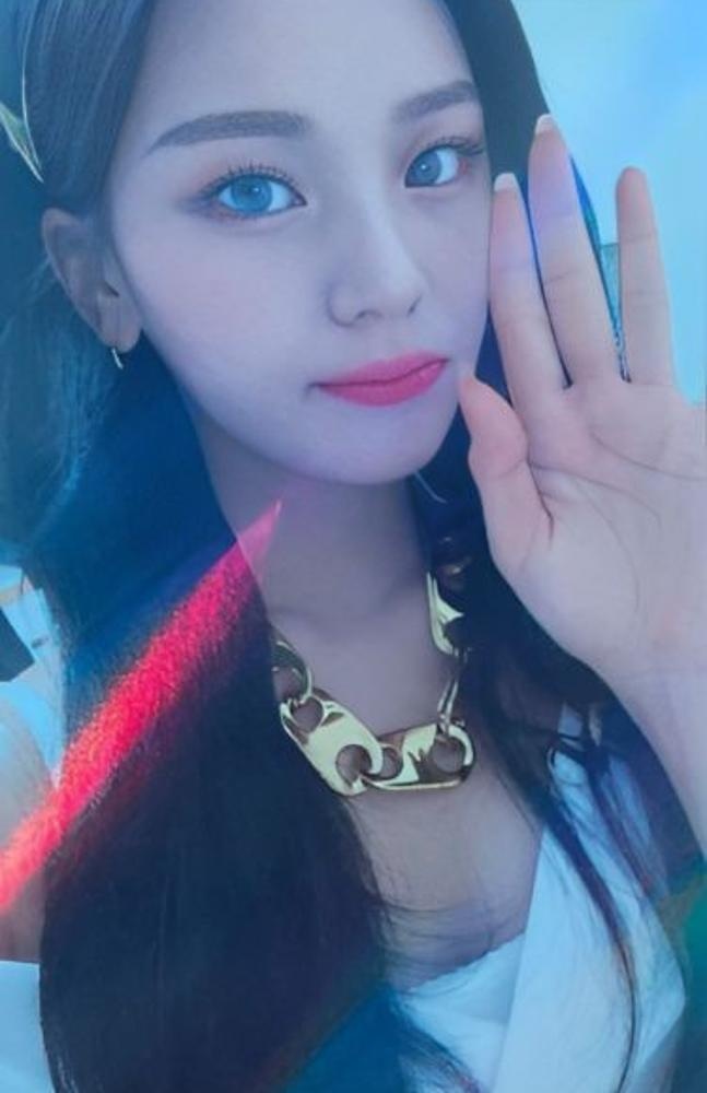 Virthday Party Dayz - 1st Debut Anniversary Trading Cards - Hologram Ver.