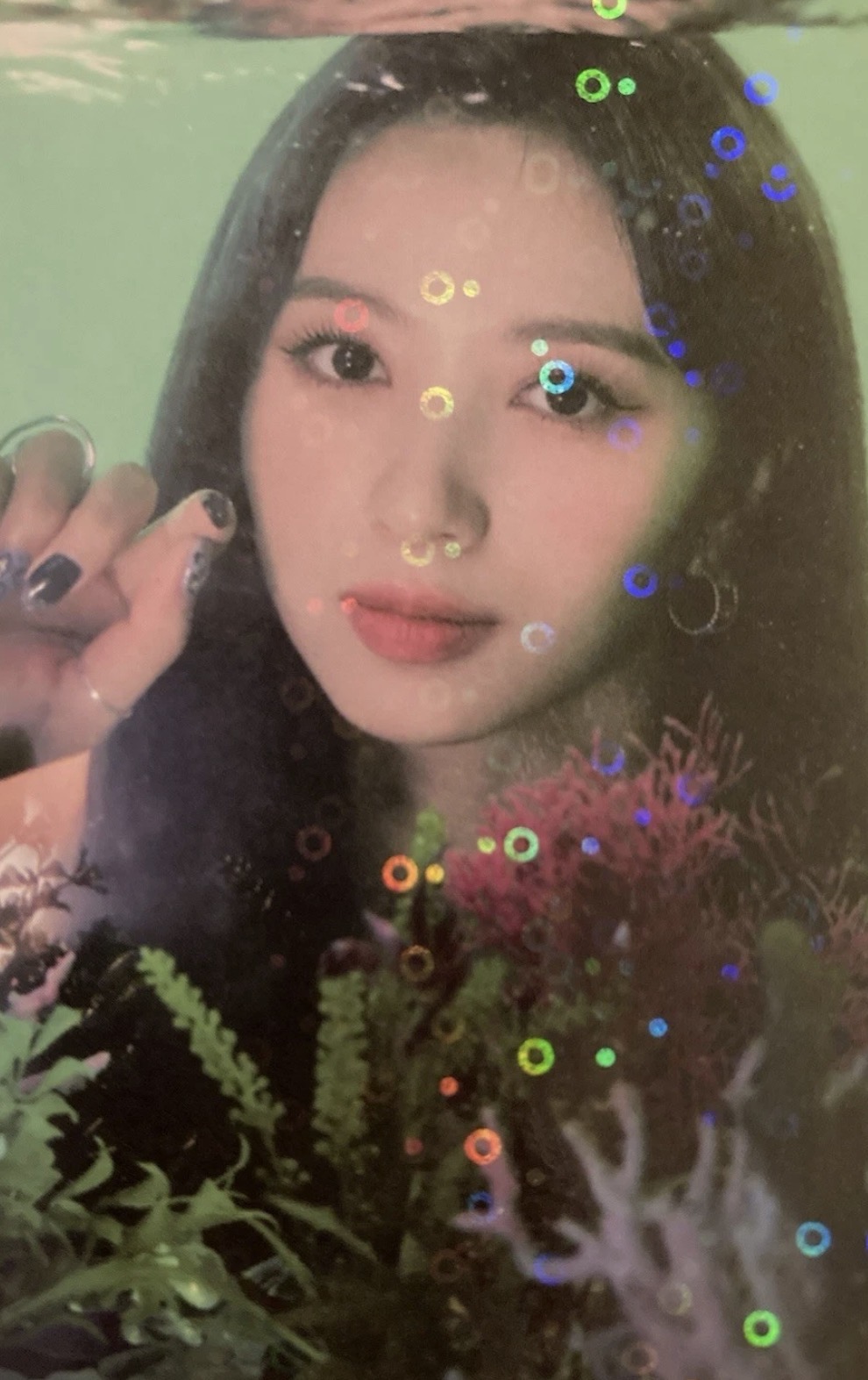 Jiwon Cherry Bullet photocard from Holo photocard