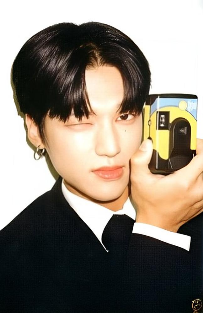 Wooyoung ATEEZ photocard from Photocards