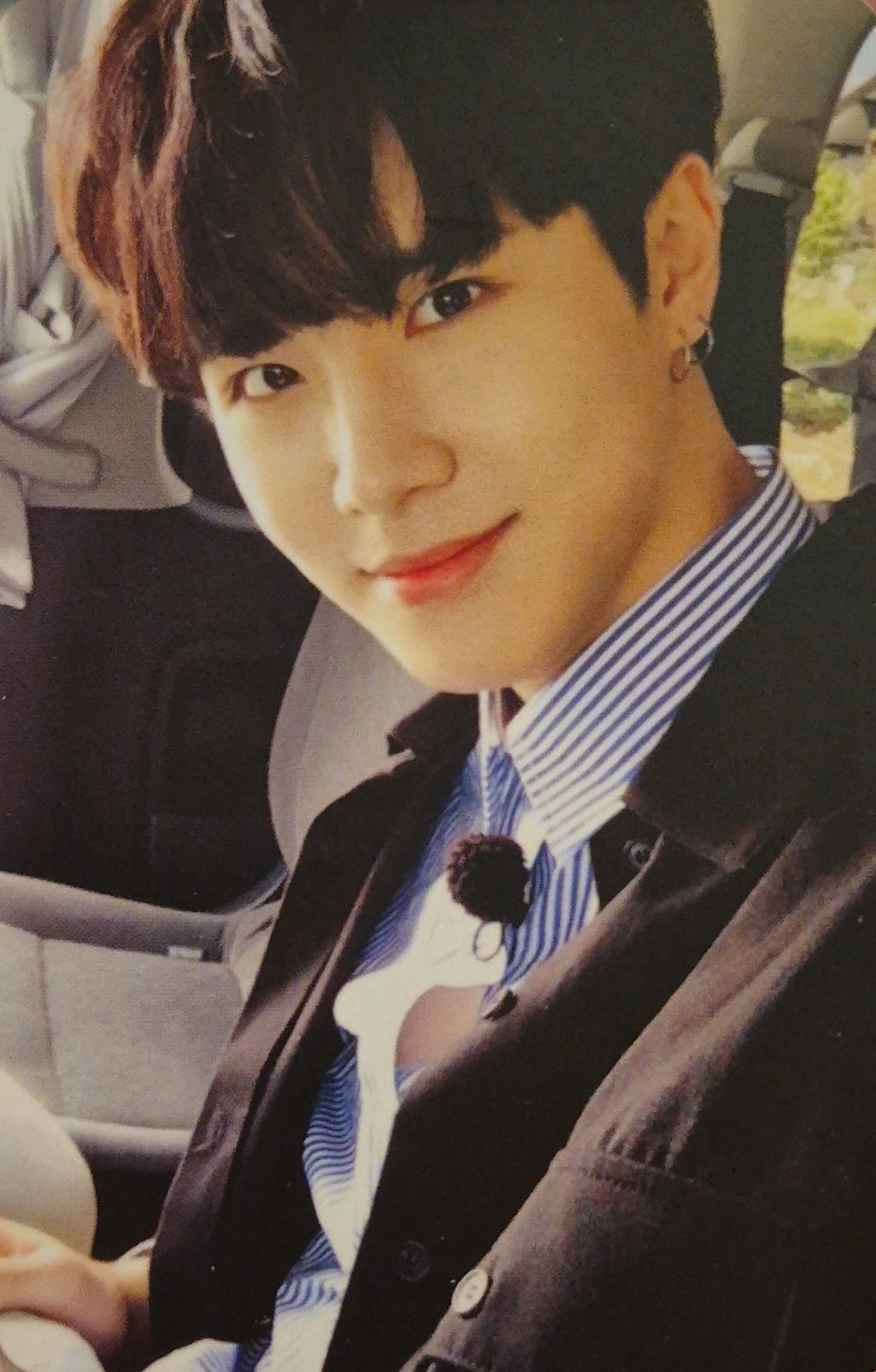Donghan JBJ photocard from Photocard