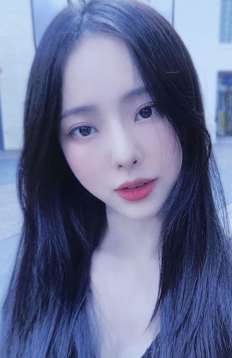 LOONATHEWORLD 1st World Tour Trading Cards