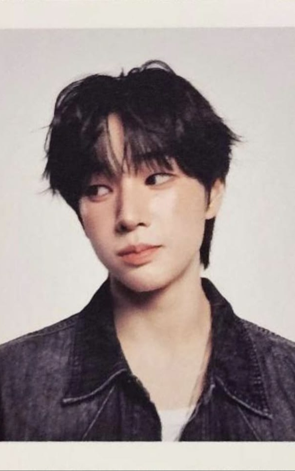 Kwak GiWoong idntt photocard from ID Photo B