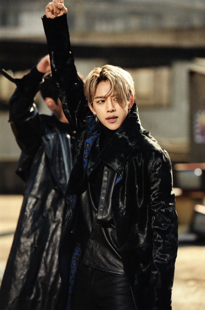 Daehyun photocard