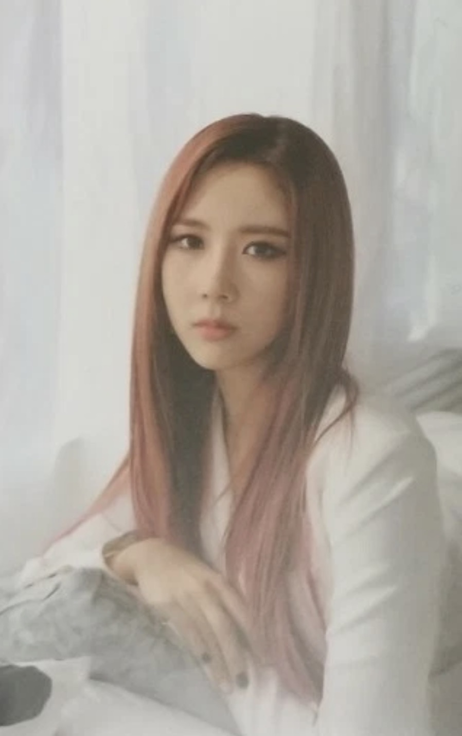Yoohyeon Dreamcatcher photocard - The end of nightmare Photocard