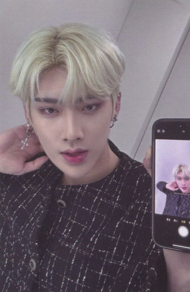 Ktown4u 2.0 Preorder