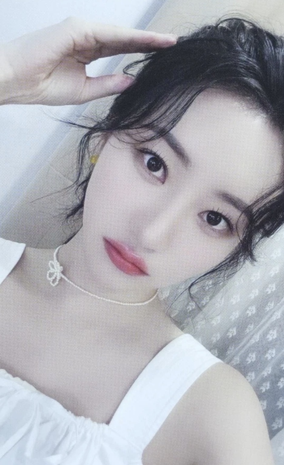 SuA Dreamcatcher photocard from Photocard Set - A Dream Holiday ver.