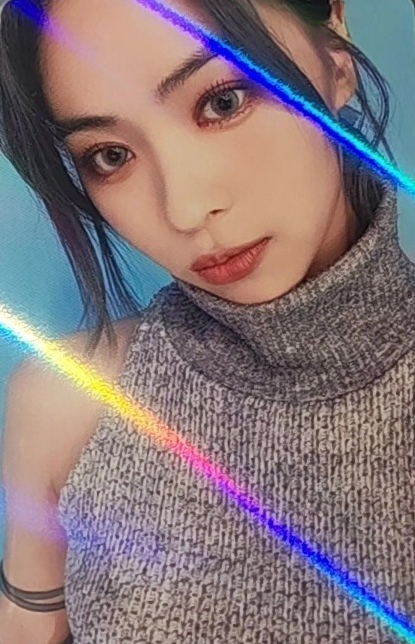Ryujin ITZY photocard from Preorder