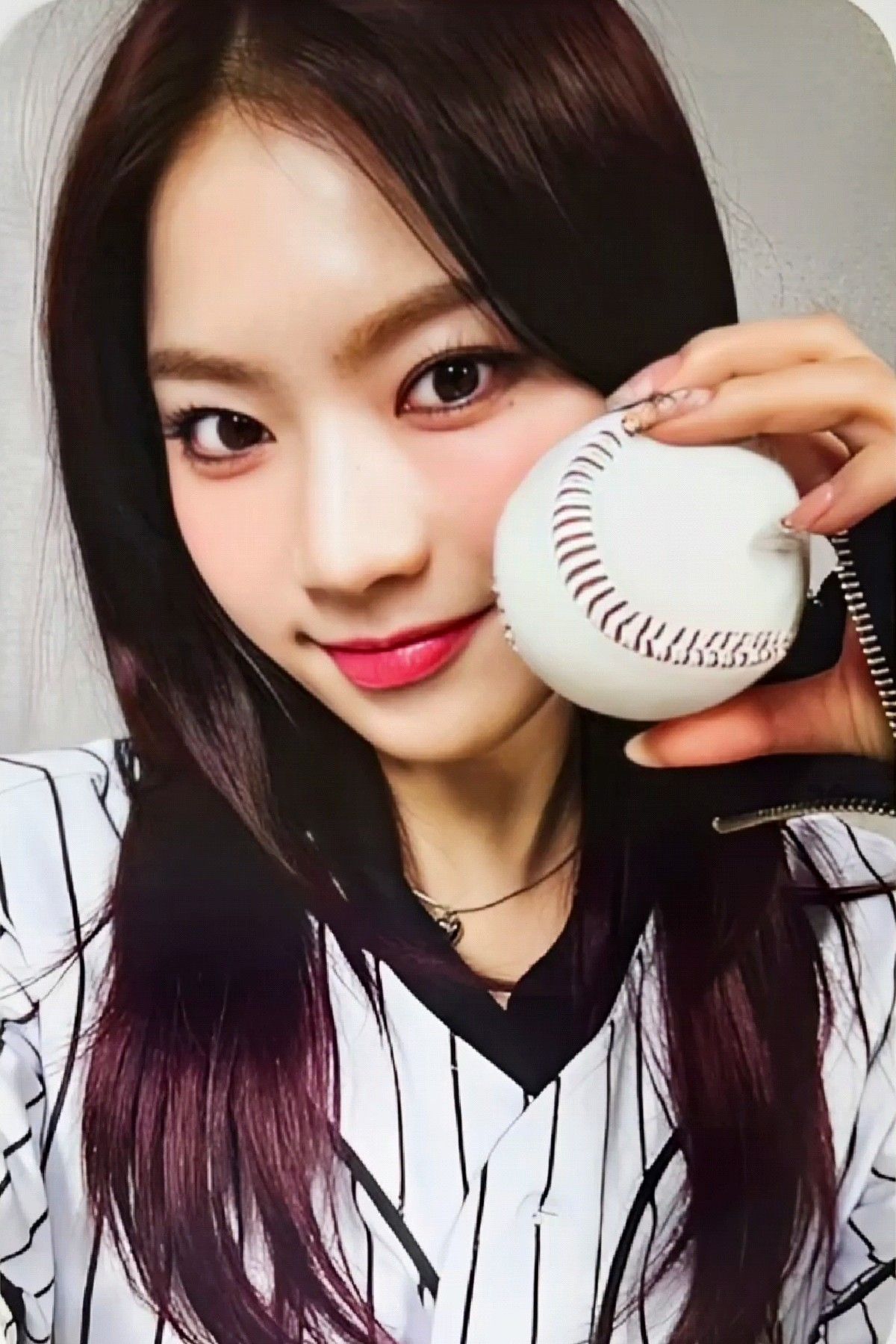 ISA STAYC photocard from Offline