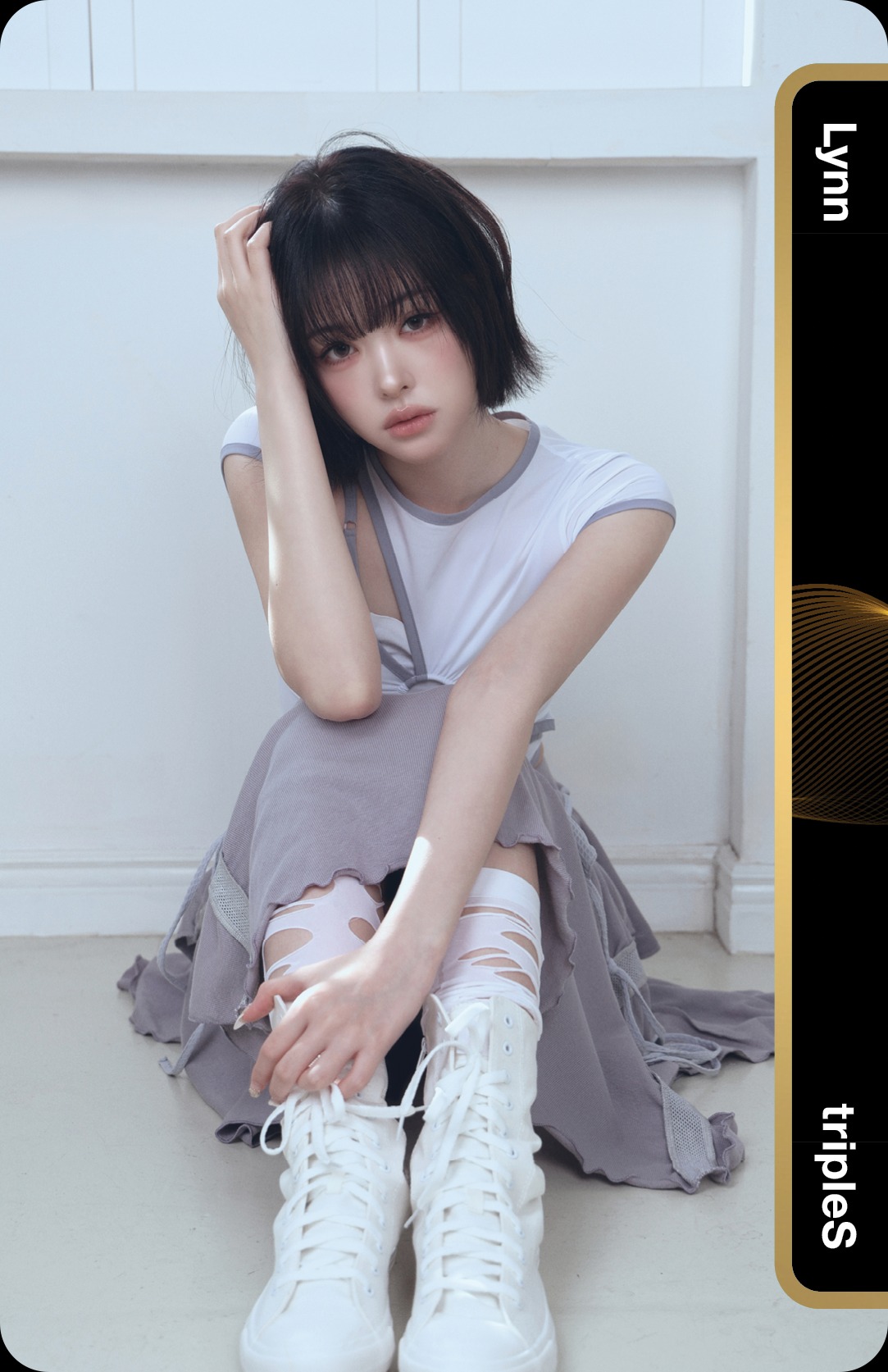 Lynn tripleS photocard from Double Class Objekt