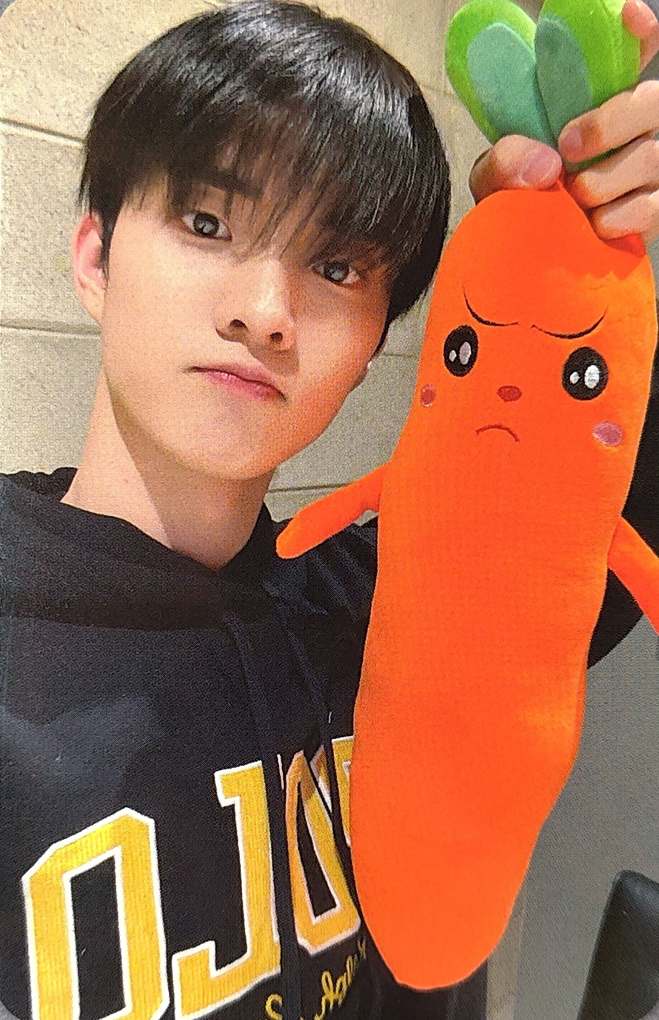 Q THE BOYZ photocard - BE AWAKE Preorder Benefit