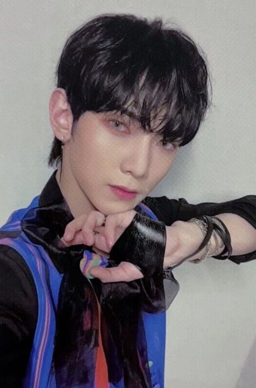 Yeosang ATEEZ photocard from Preorder