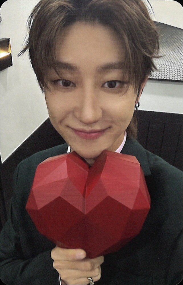 The8 SEVENTEEN photocard from Photocard