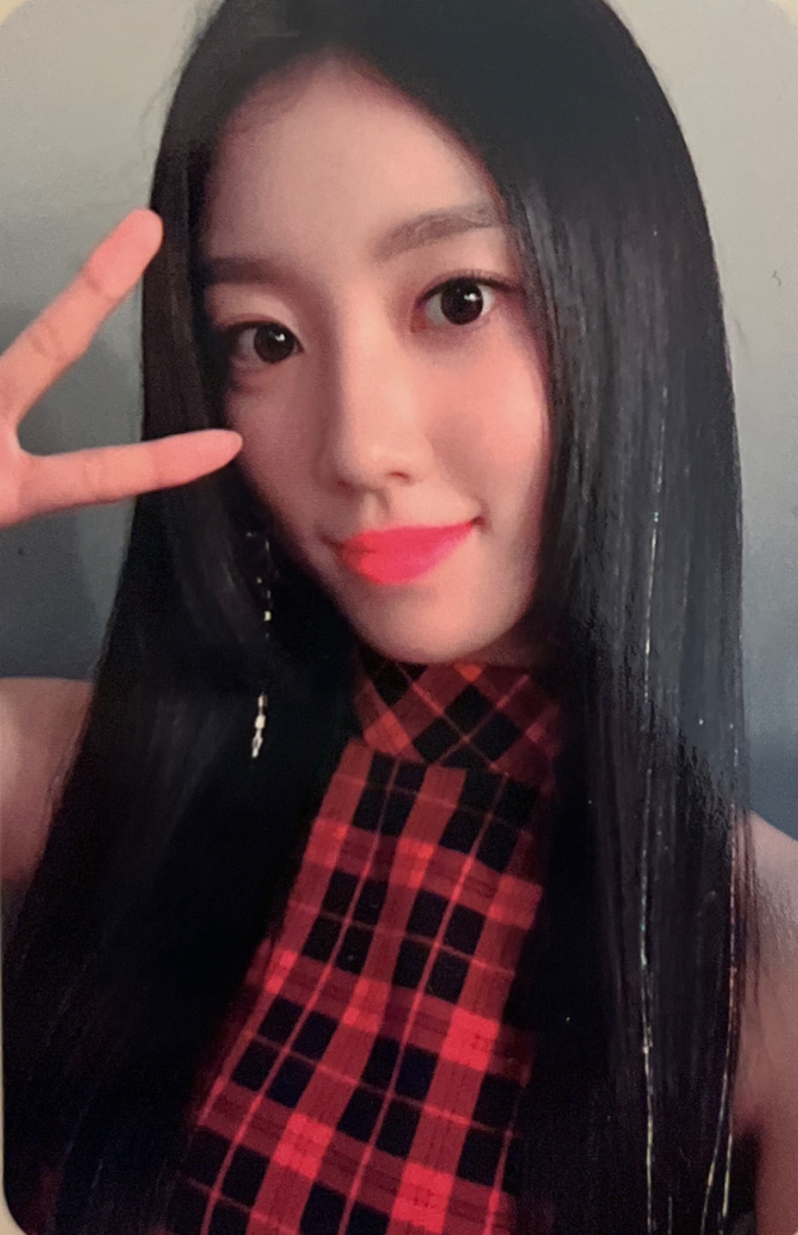 Suji UNI.T photocard from Photocard