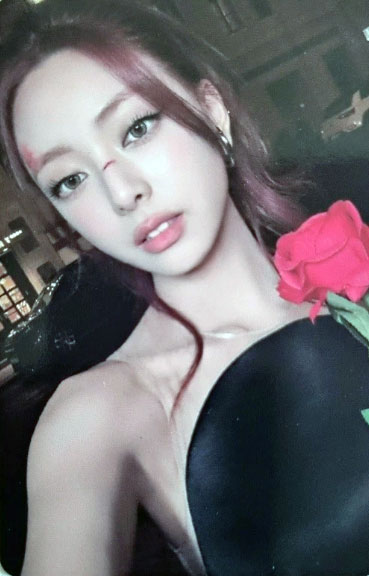 Selfie Photocard B