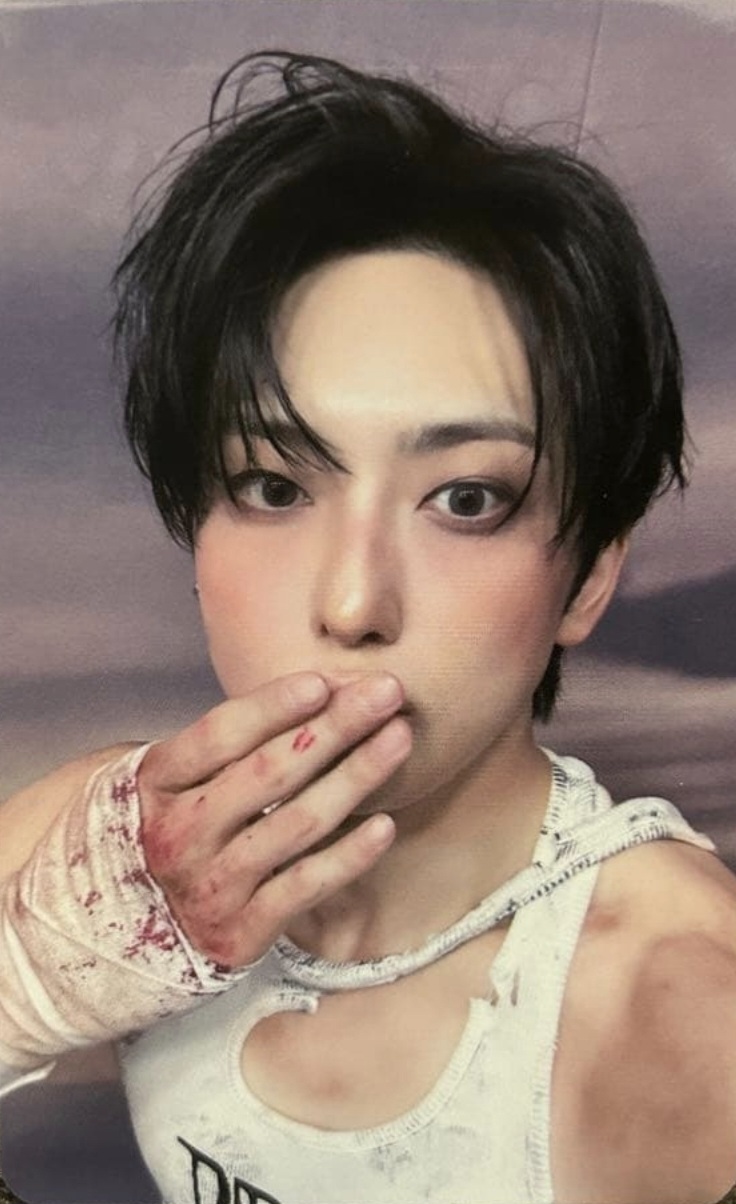 Fuma &TEAM photocard from Benefit