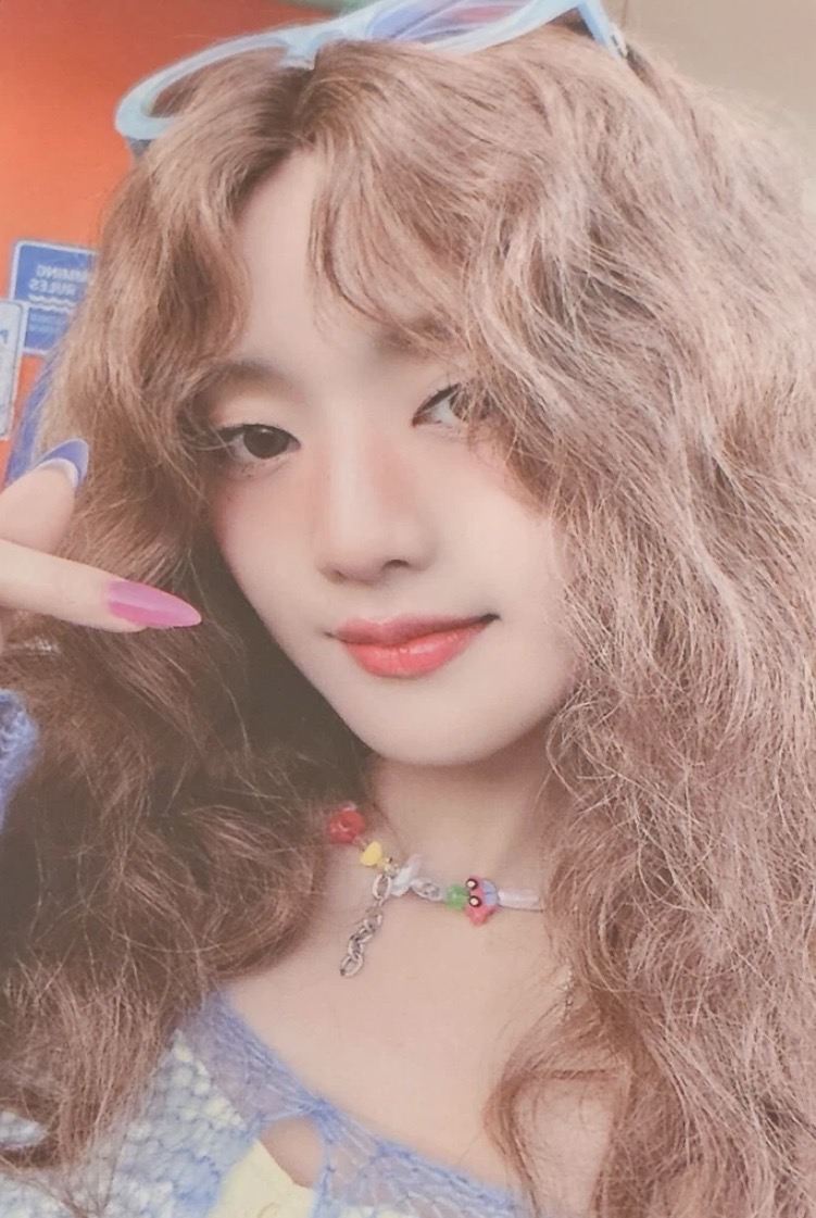 Minnie I-DLE photocard from Preorder Benefit