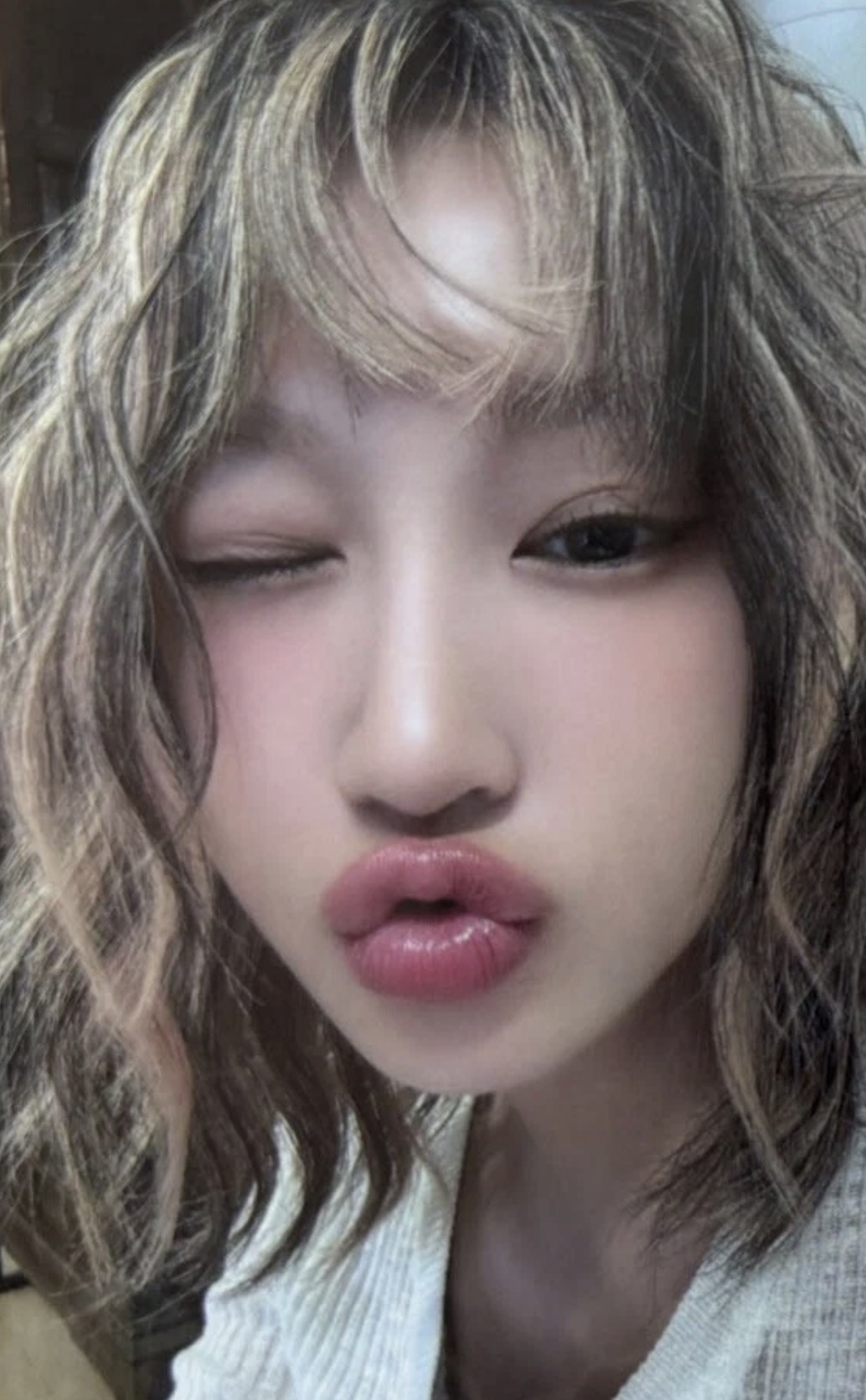 Siyeon Dreamcatcher photocard from Soundwave fansign