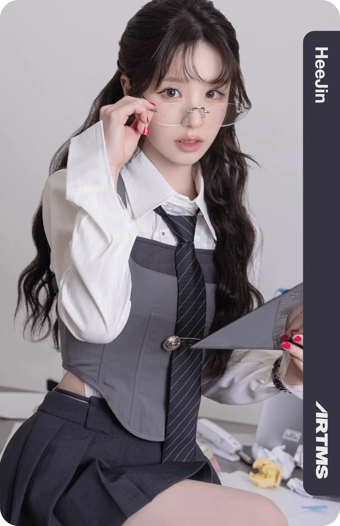 Heejin ARTMS photocard - Club Icarus Showcase Objekt Pack