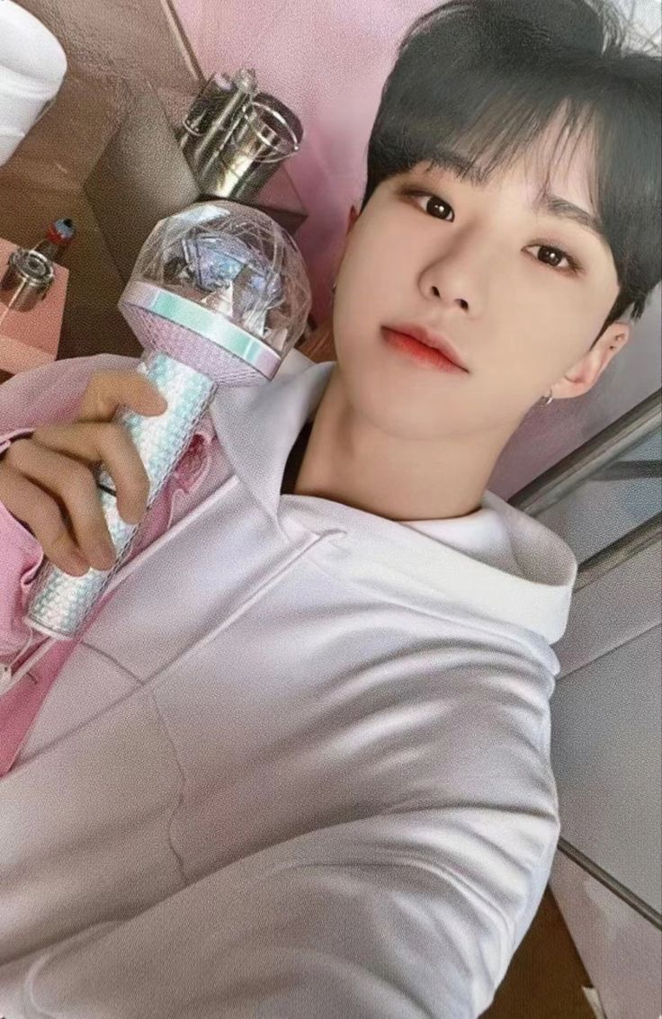 Hoshi SEVENTEEN photocard from Caratzone Photocard