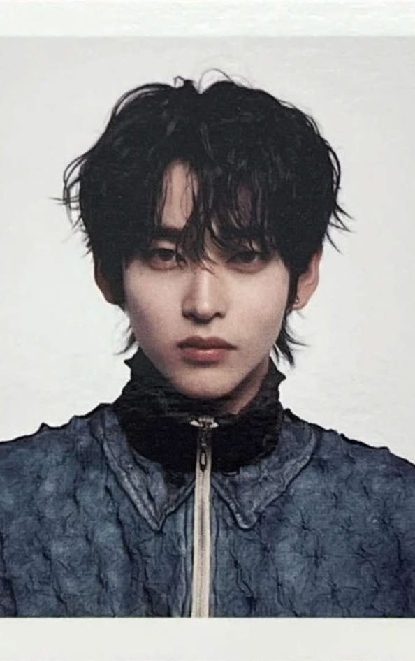 Towa idntt photocard from ID Photo A