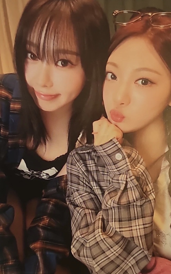 Warner Music Japan 1.0 Preorder Unit Benefit